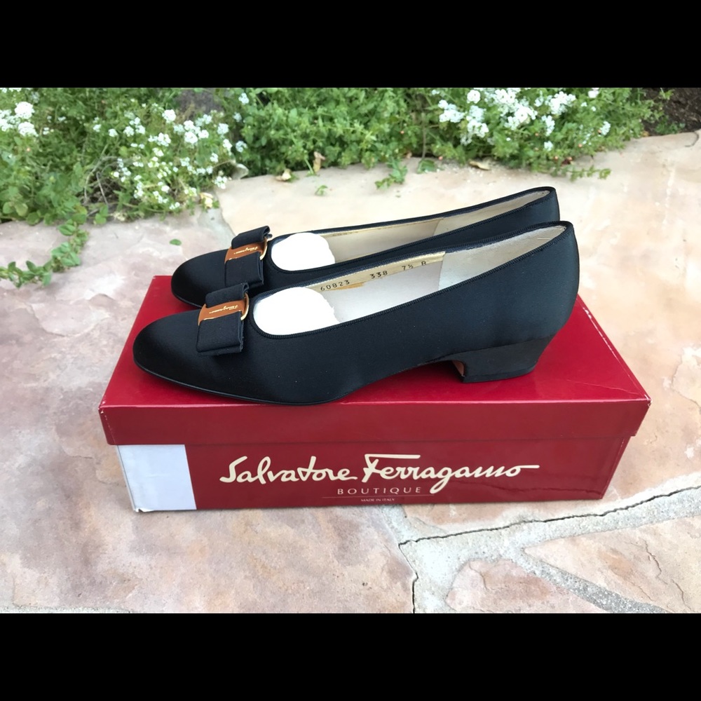 Italian designer. Black and gold